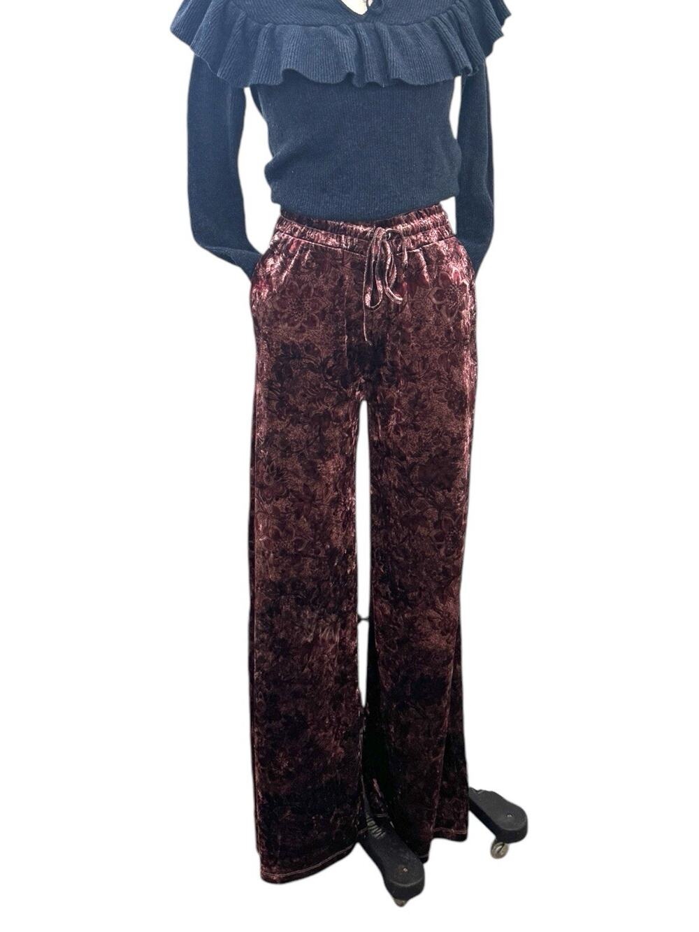 Guess The Wide Leg Pant Velvet Slacks Size Medium Crushed Velvet Floral Burgundy